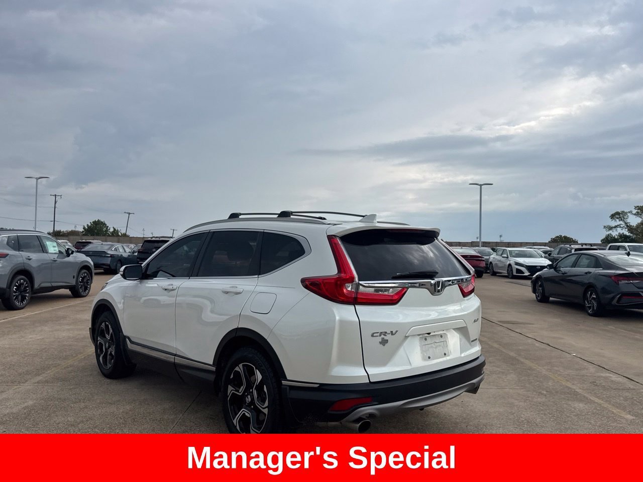 Used 2018 Honda CR-V Touring image 14