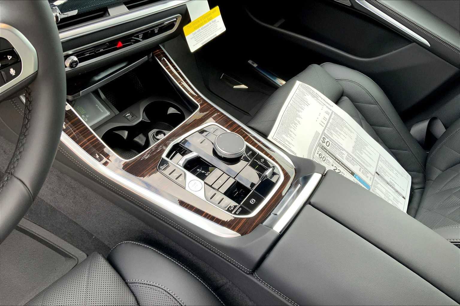 New 2026 BMW X5 xDrive50e w/ M Sport Package image 7
