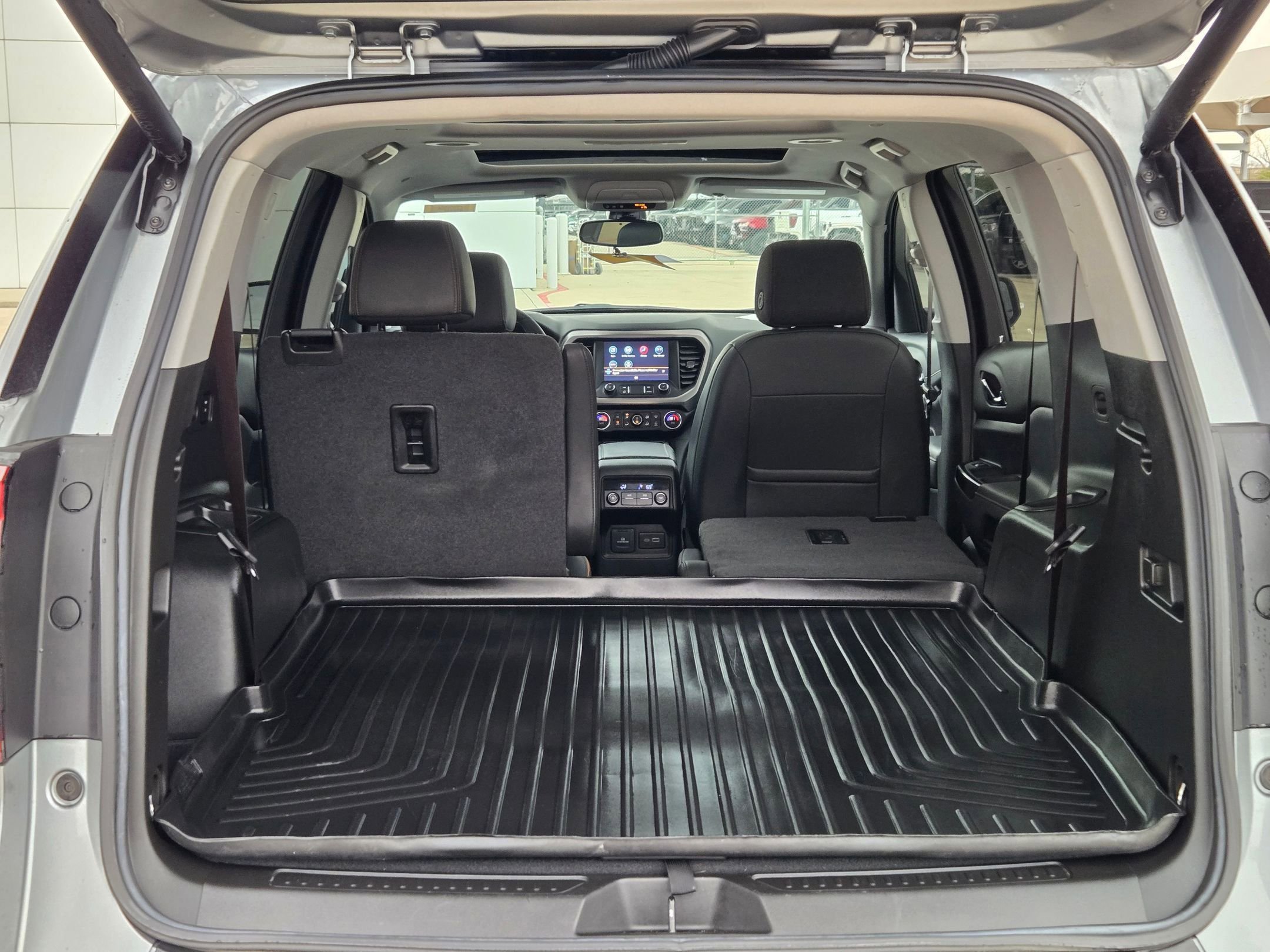 Certified 2023 GMC Acadia AT4 image 27