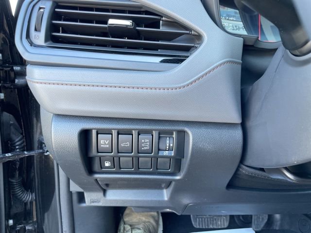 Used 2025 Subaru Forester Sport image 22