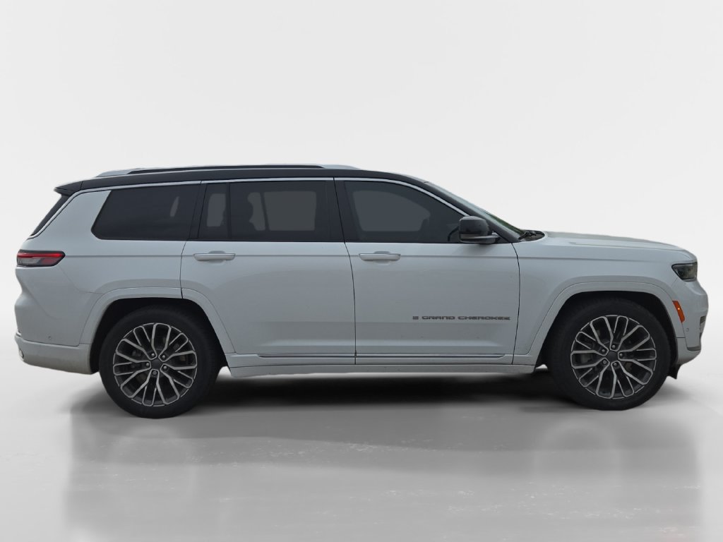 Used 2022 Jeep Grand Cherokee L Summit AWD/4WD image 7