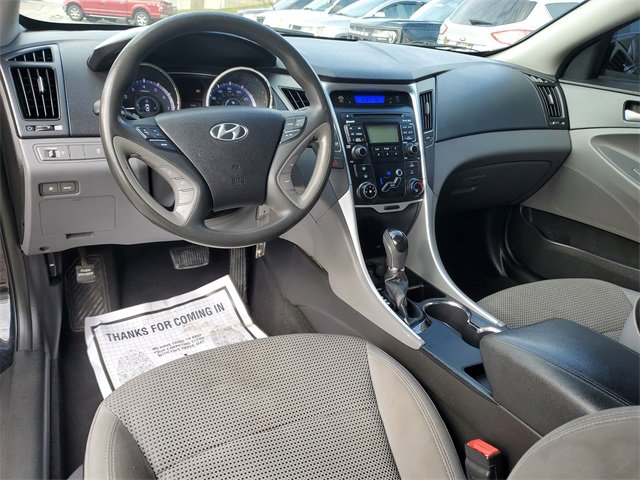Used 2011 Hyundai Sonata GLS image 10