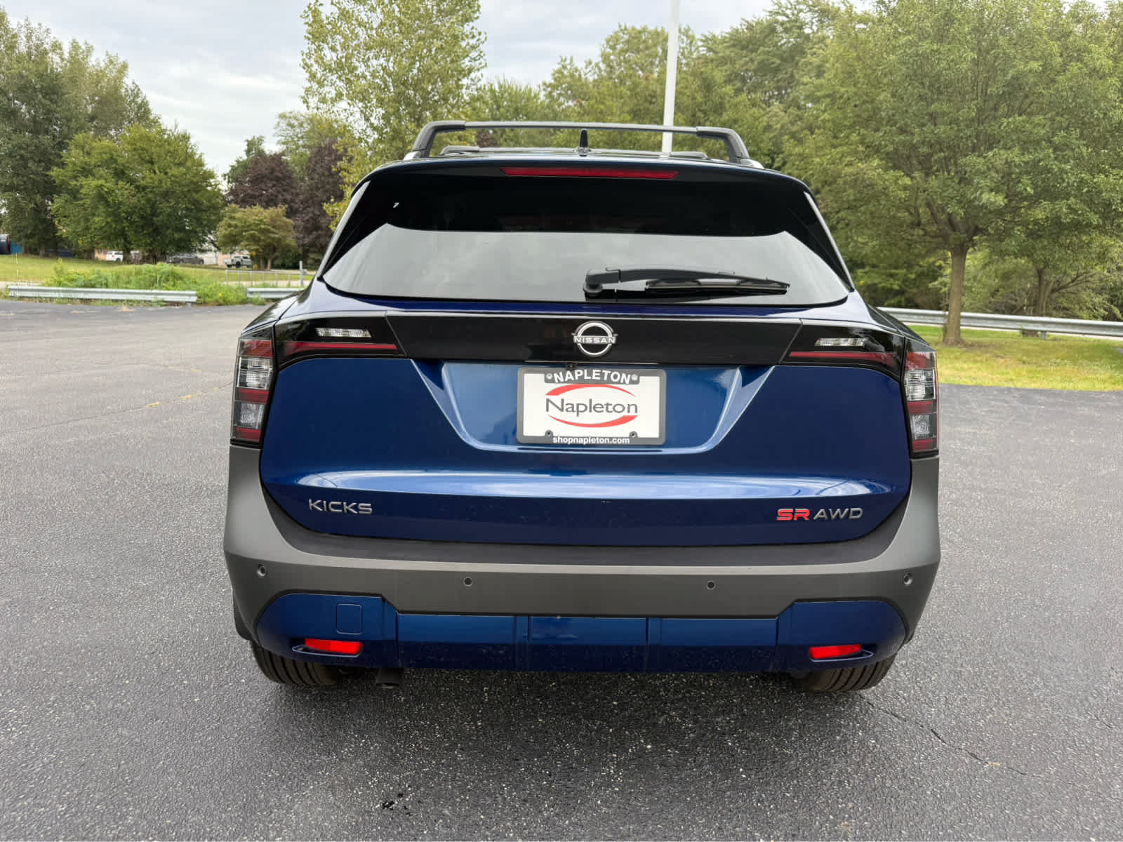 Used 2026 Nissan Kicks SR w/ Cold Weather Package AWD/4WD image 6