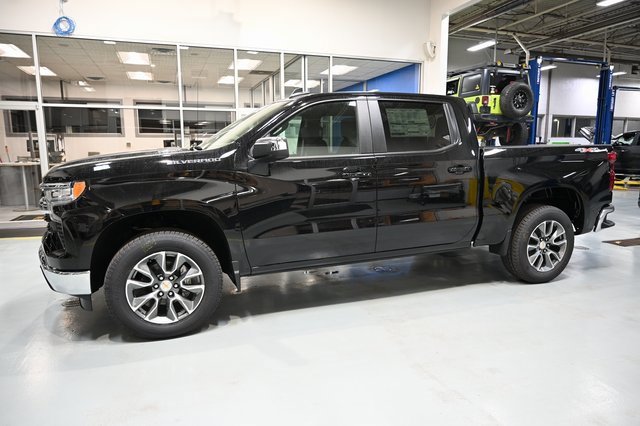 New 2026 Chevrolet Silverado 1500 LT image 8