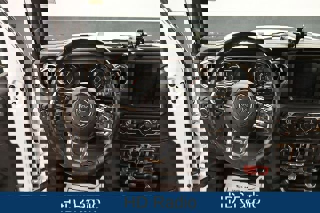 Used 2019 Jeep Wrangler Unlimited Rubicon AWD/4WD image 17