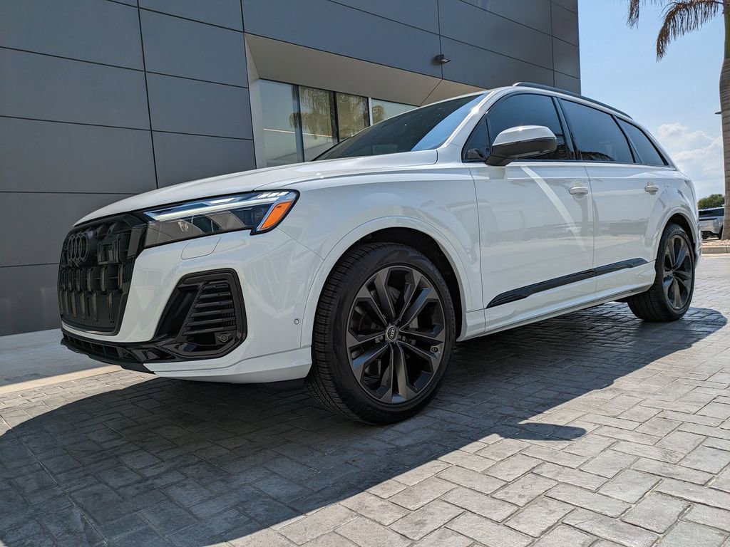 Used 2026 Audi Q7 3.0T Premium Plus AWD/4WD image 9