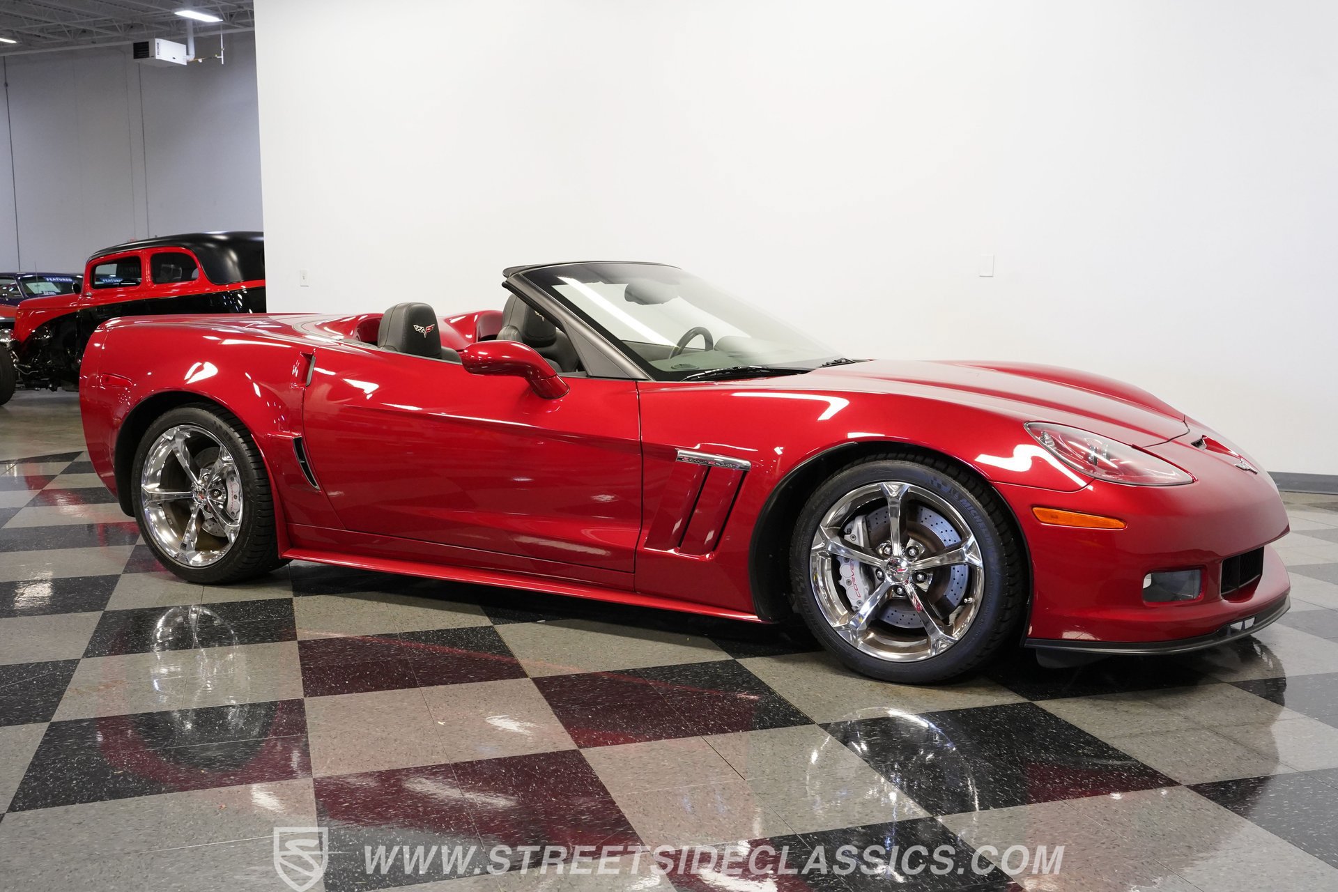 Used 2012 Chevrolet Corvette Grand Sport w/ 3LT Preferred Equipment Group RWD image 16
