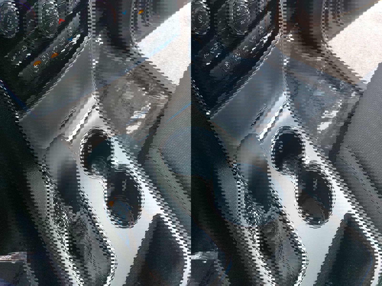 Used 2021 Jeep Grand Cherokee Laredo image 26