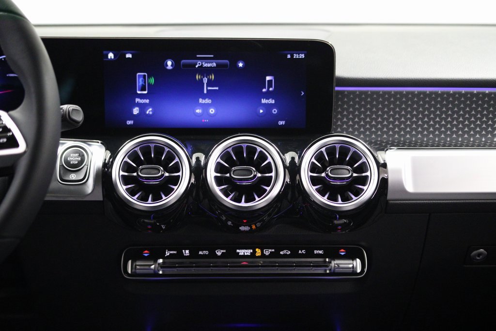 Certified 2024 Mercedes-Benz GLB 250 4MATIC image 15