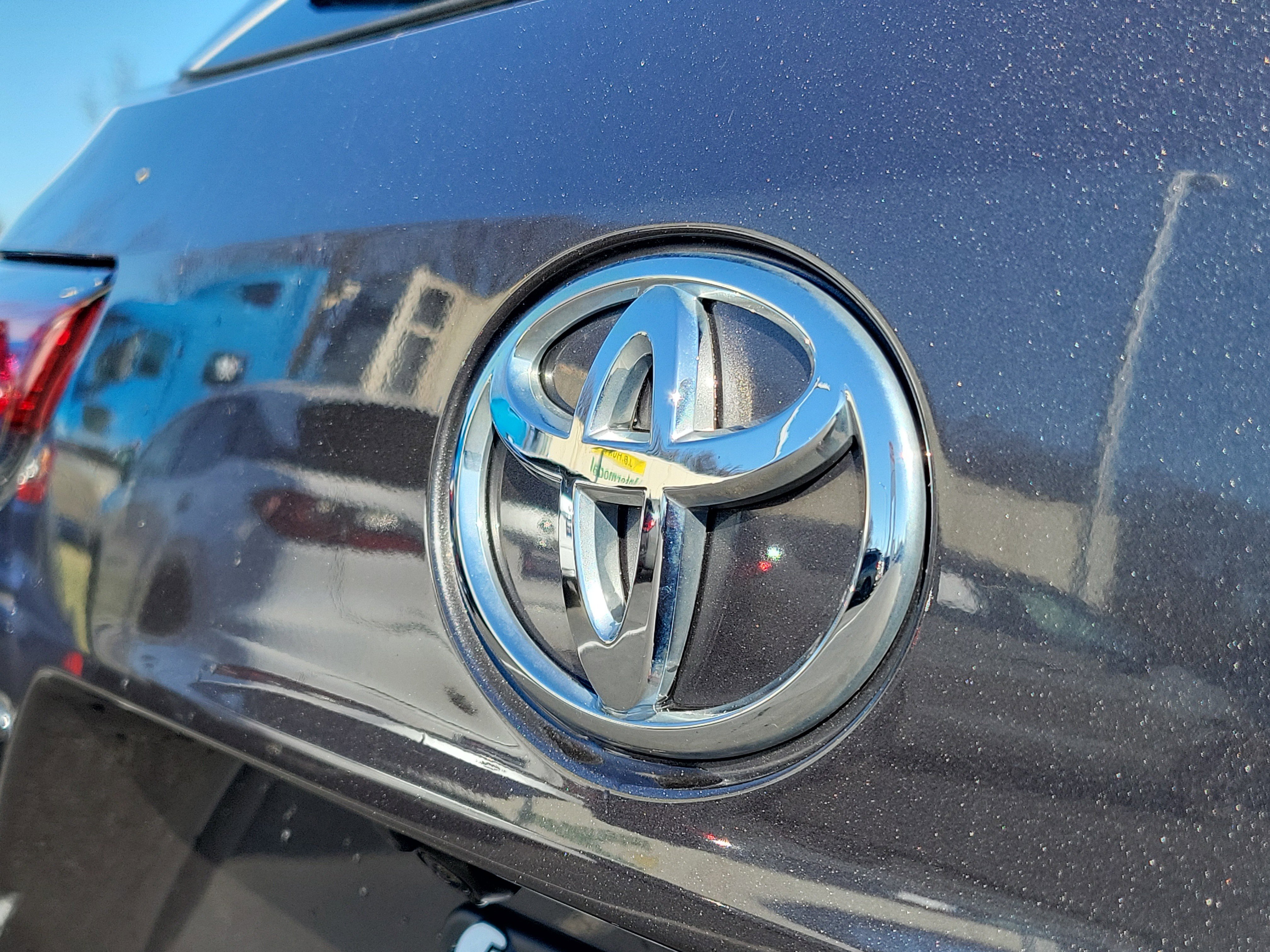 Used 2021 Toyota Highlander XLE image 7
