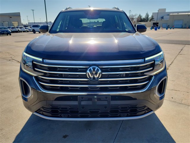 Certified 2024 Volkswagen Atlas SE image 8