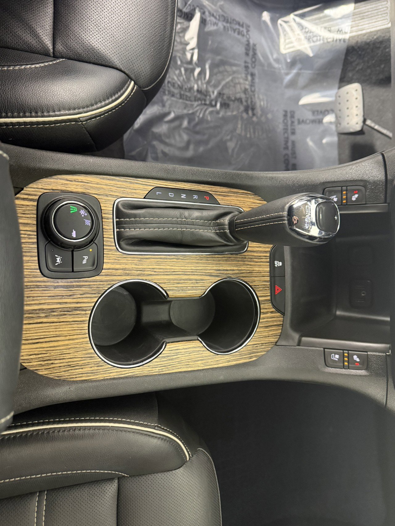 Used 2019 GMC Acadia Denali w/ LPO, Floor Liner Package image 24