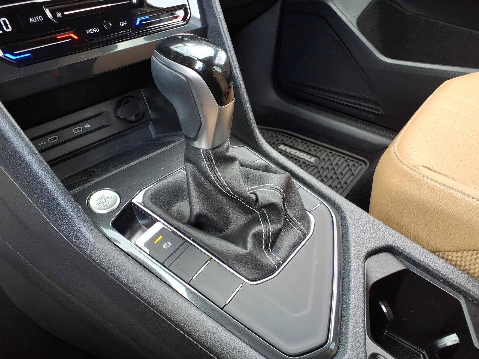 Used 2023 Volkswagen Tiguan SE FWD image 23