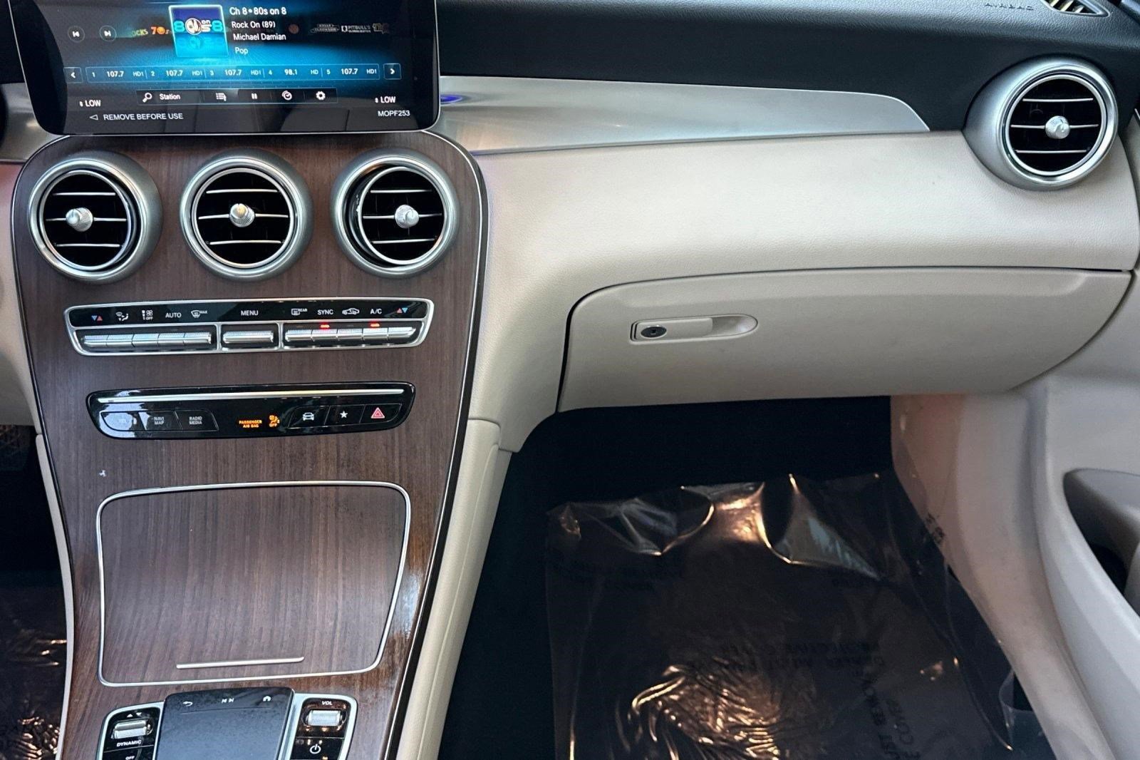 Certified 2022 Mercedes-Benz GLC 300 4MATIC image 27