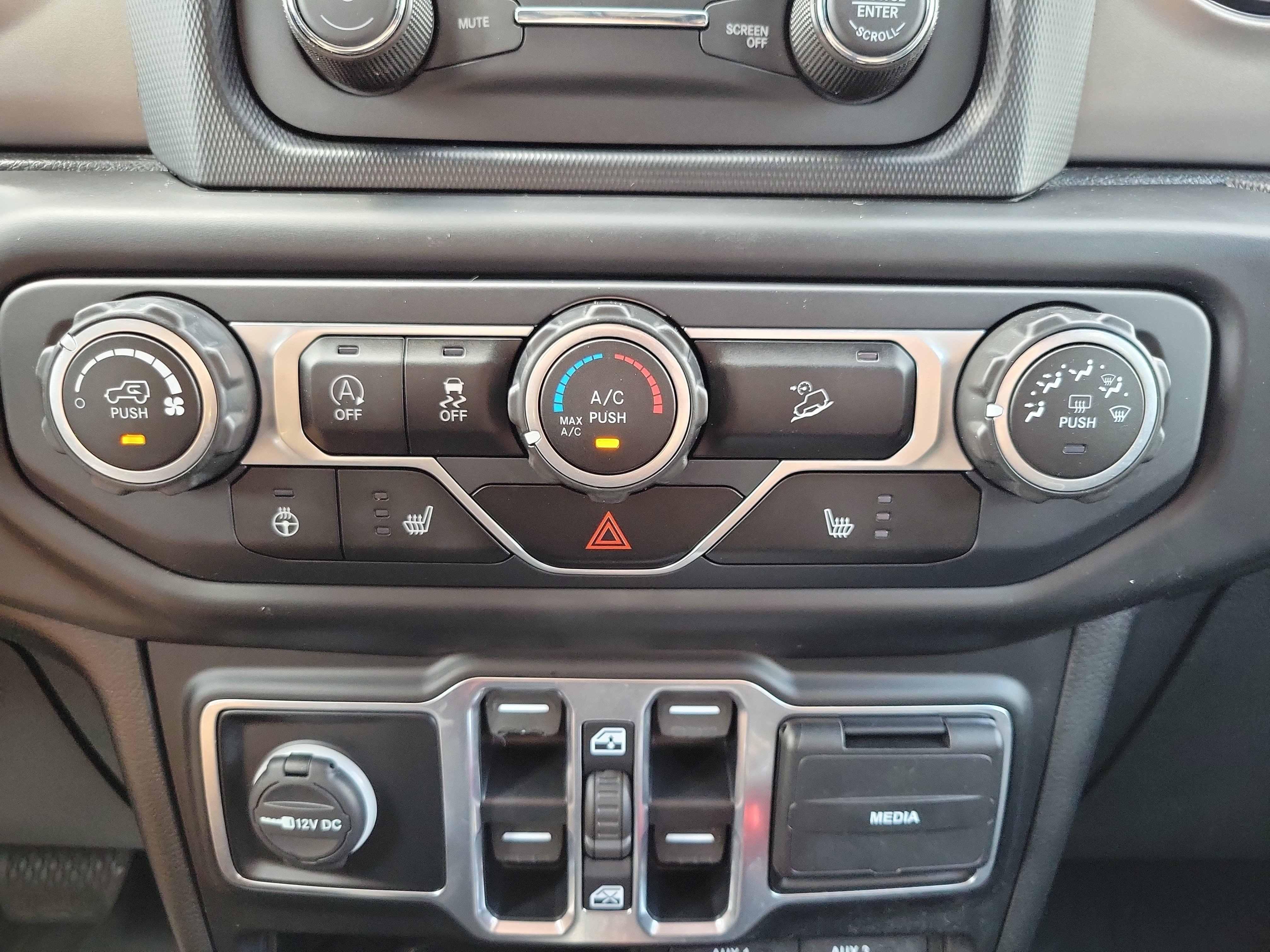 Used 2020 Jeep Wrangler Unlimited Sport S AWD/4WD image 22
