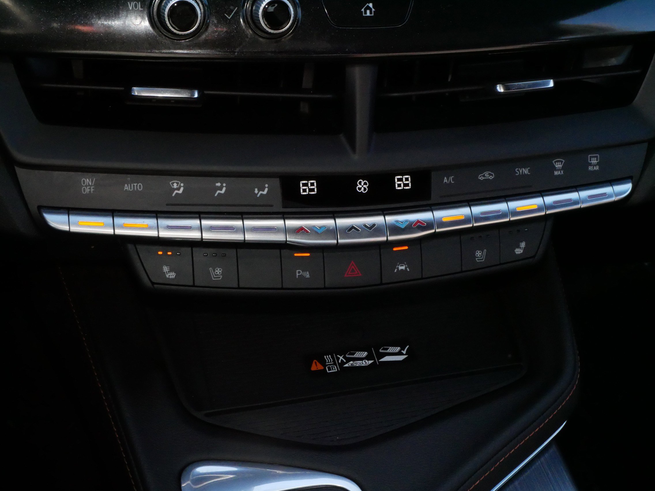 Certified 2024 Cadillac CT4 Sport w/ Climate Package image 23