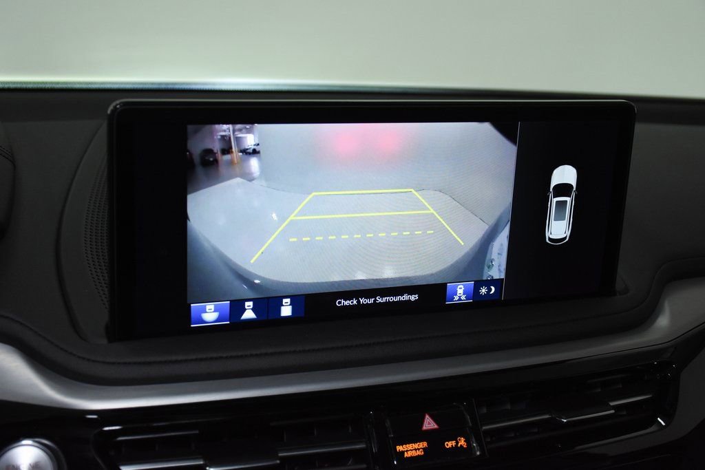 Used 2025 Acura MDX w/ Technology Package image 17