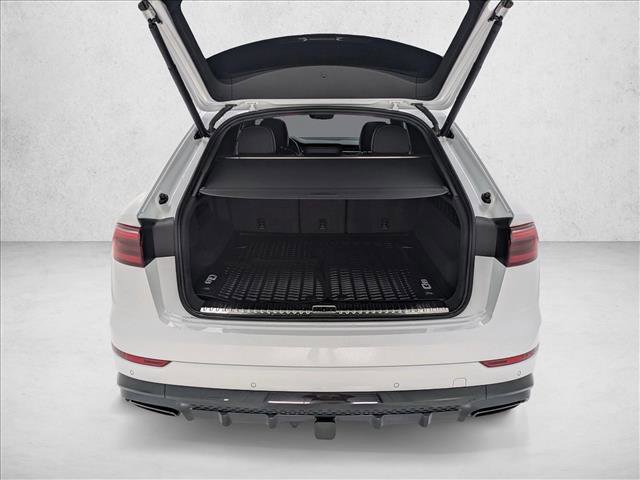 Used 2025 Audi Q8 Premium Plus AWD/4WD image 6