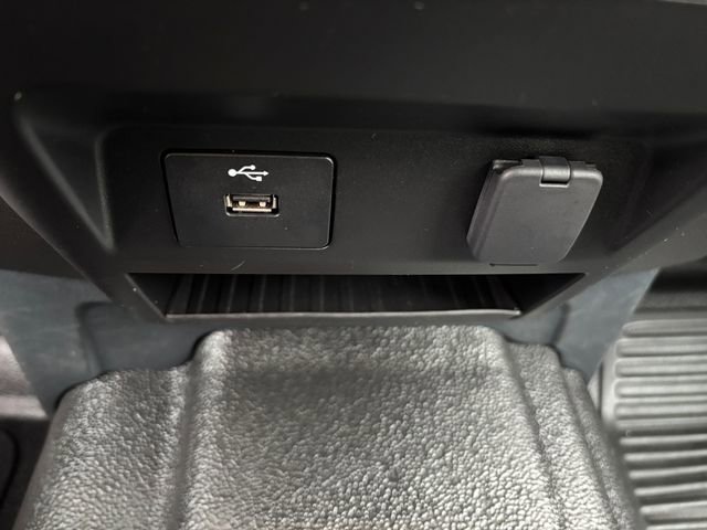 Used 2022 Ford F350 XL w/ Power Equipment Group image 23