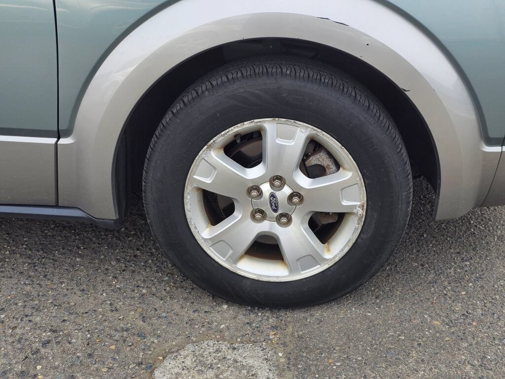 Used 2006 Ford Freestyle SEL AWD/4WD image 9