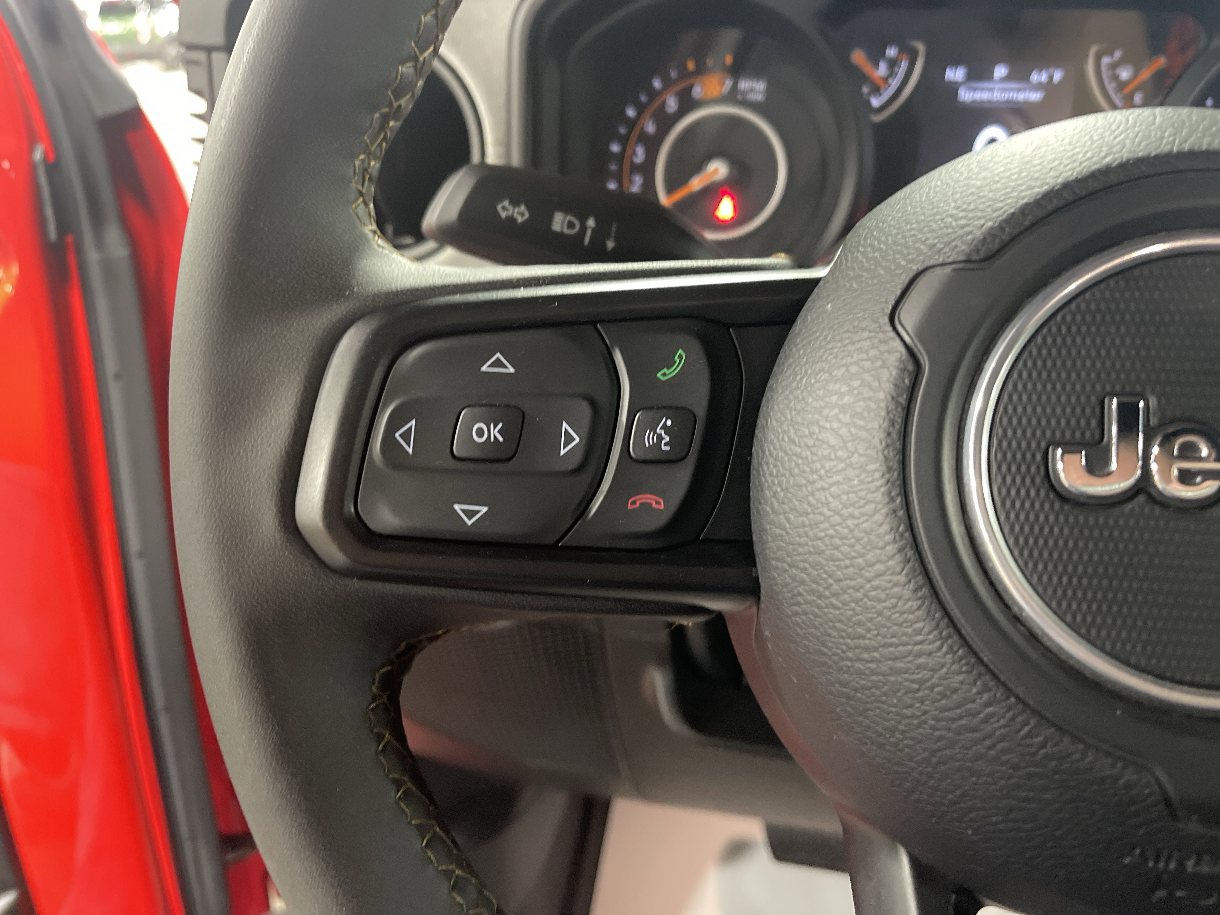 Used 2024 Jeep Wrangler Willys image 17