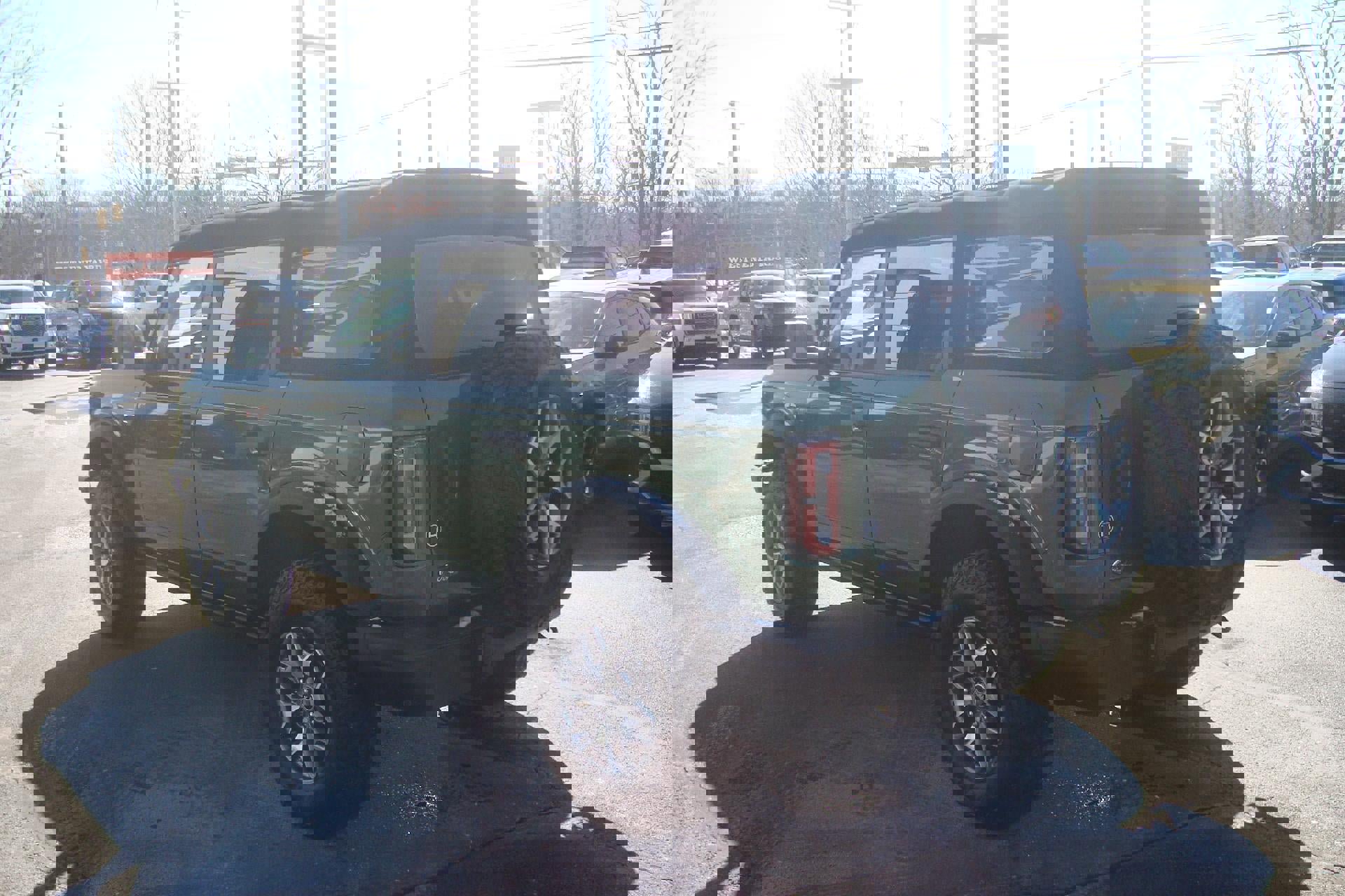 Used 2025 Ford Bronco Badlands image 6