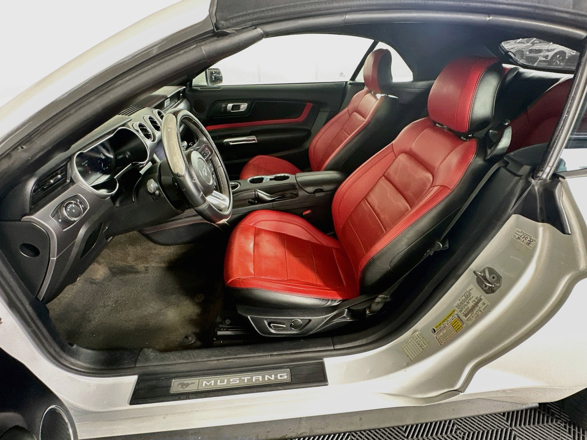 Used 2018 Ford Mustang Premium w/ Equipment Group 201A RWD image 13