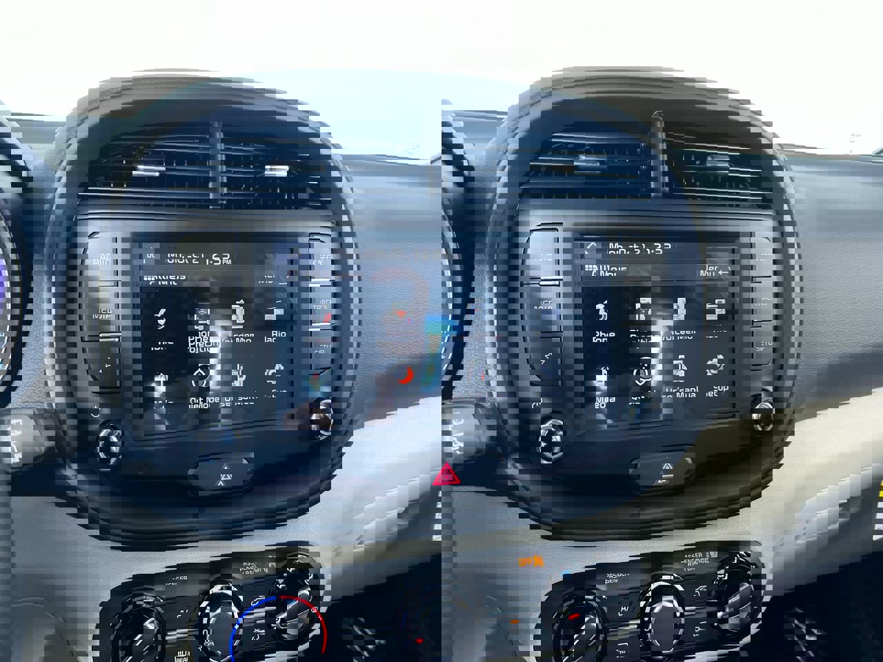 New 2025 Kia Soul LX w/ LX Technology Package image 27