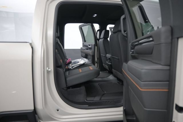New 2026 GMC Sierra 2500 AT4 w/ AT4 Premium Plus Package AWD/4WD image 15