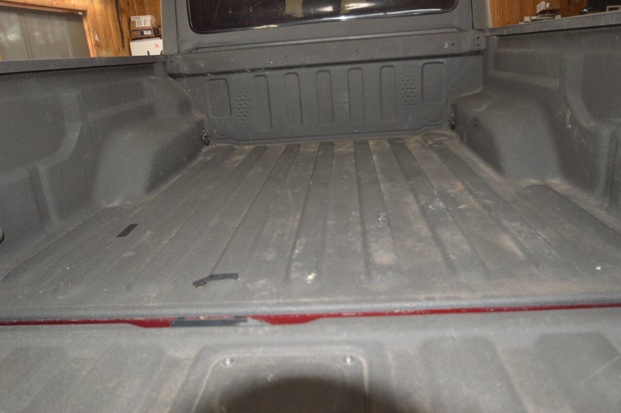 Used 2021 Jeep Gladiator Sport image 31