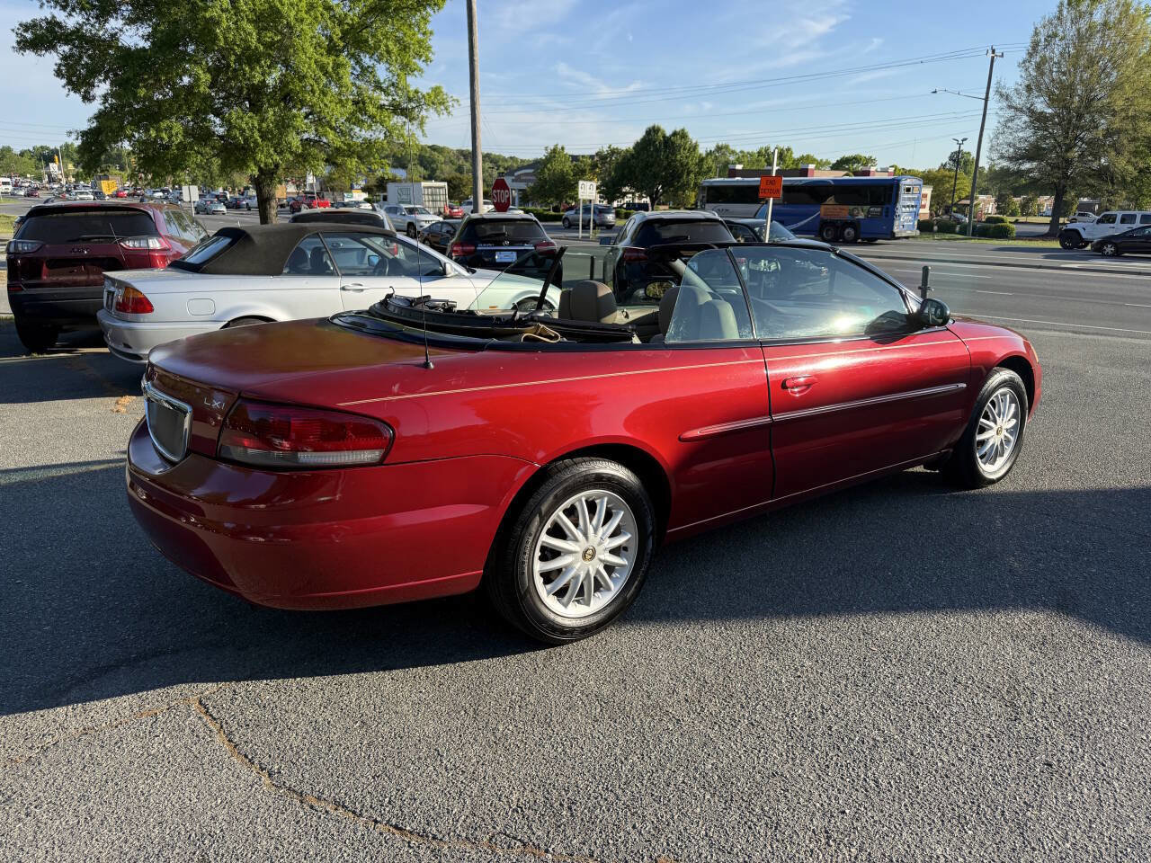 Used 2003 Chrysler Sebring LXi image 5