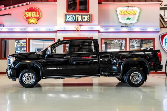 Used 2023 GMC Sierra 3500 Denali w/ Denali Ultimate Package AWD/4WD image 12