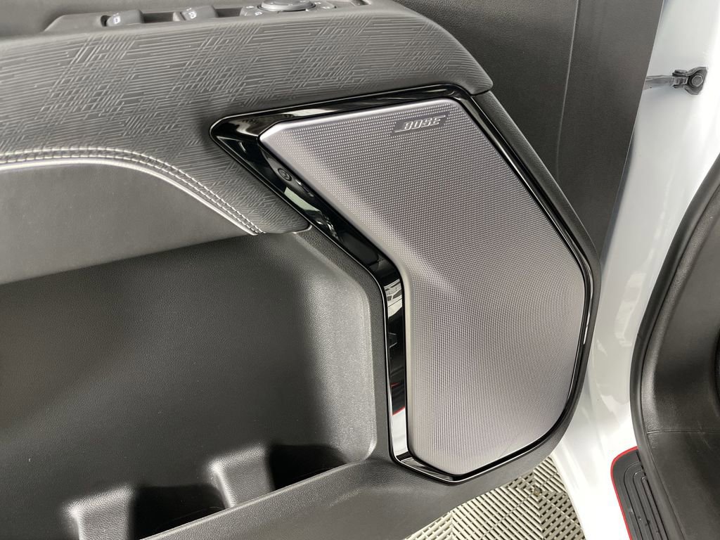 Used 2025 GMC Sierra 1500 AT4X image 25