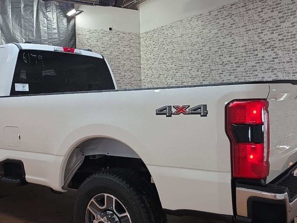 New 2026 Ford F350 Lariat AWD/4WD image 5