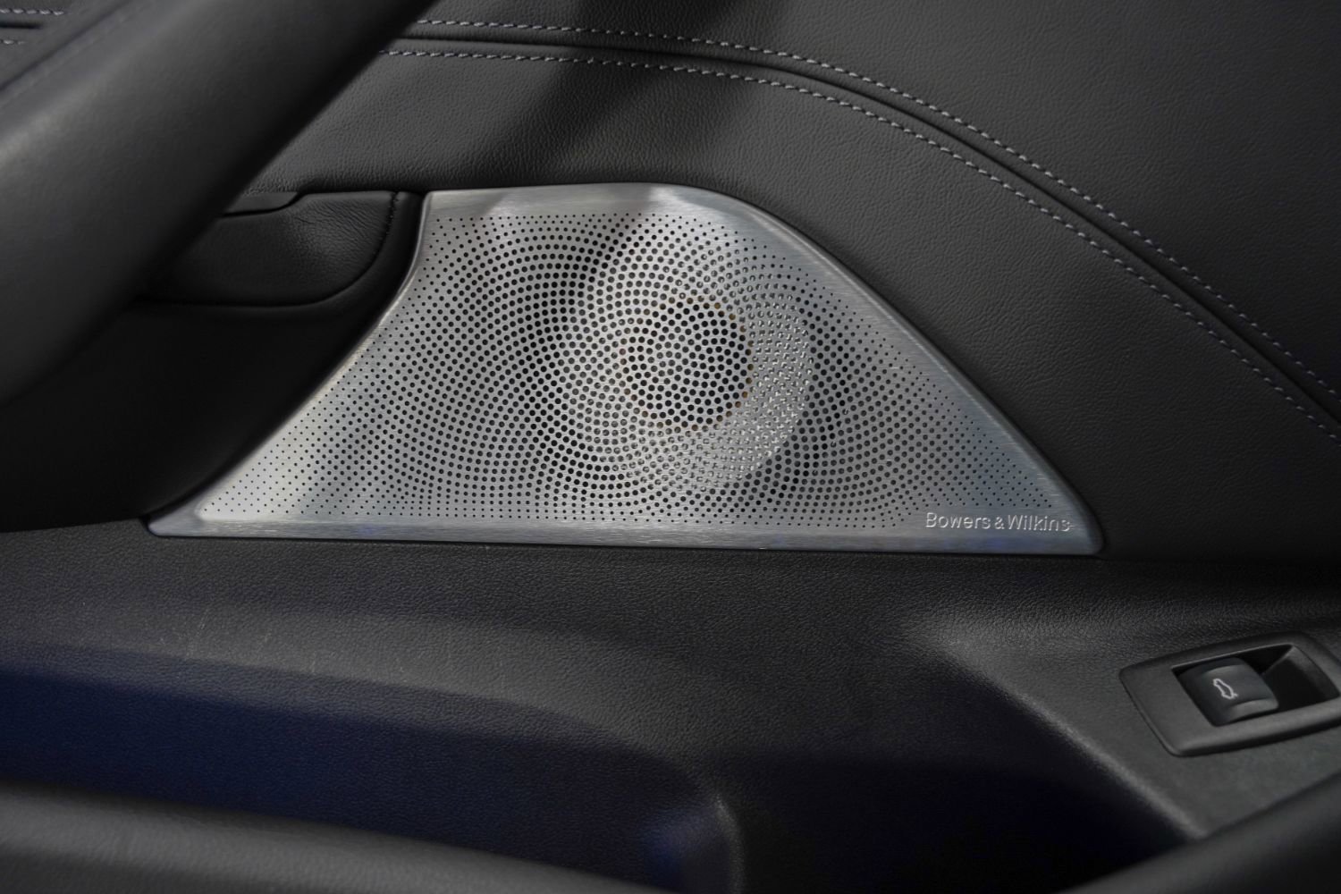 Used 2020 BMW M5 w/ Executive Package image 58
