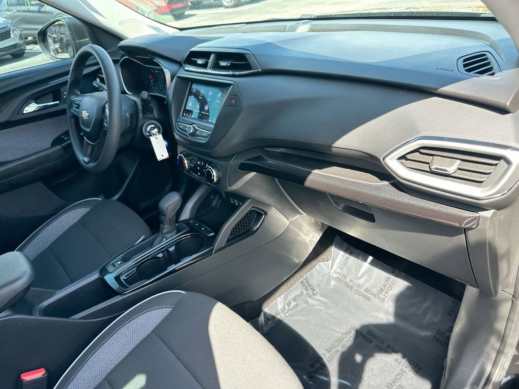 Certified 2023 Chevrolet TrailBlazer LS image 25