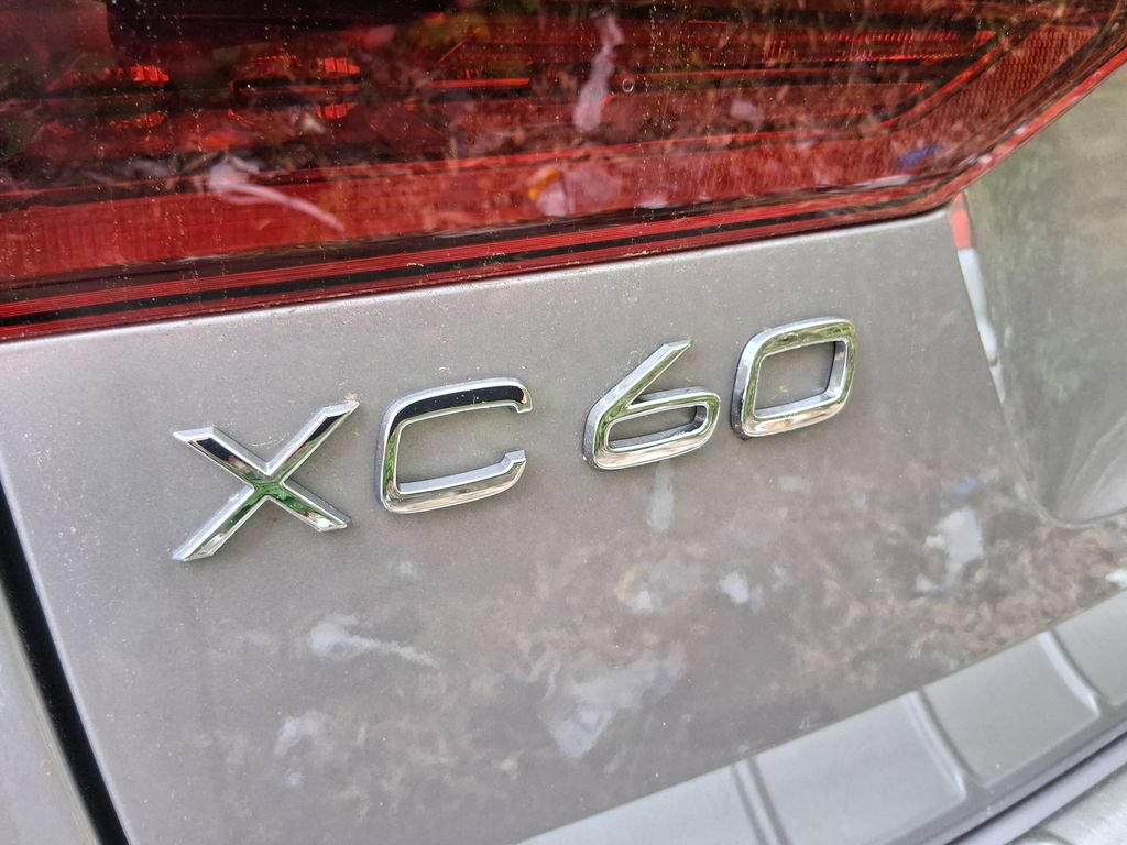 New 2026 Volvo XC60 B5 Plus w/ Protection Package Premier AWD/4WD image 7