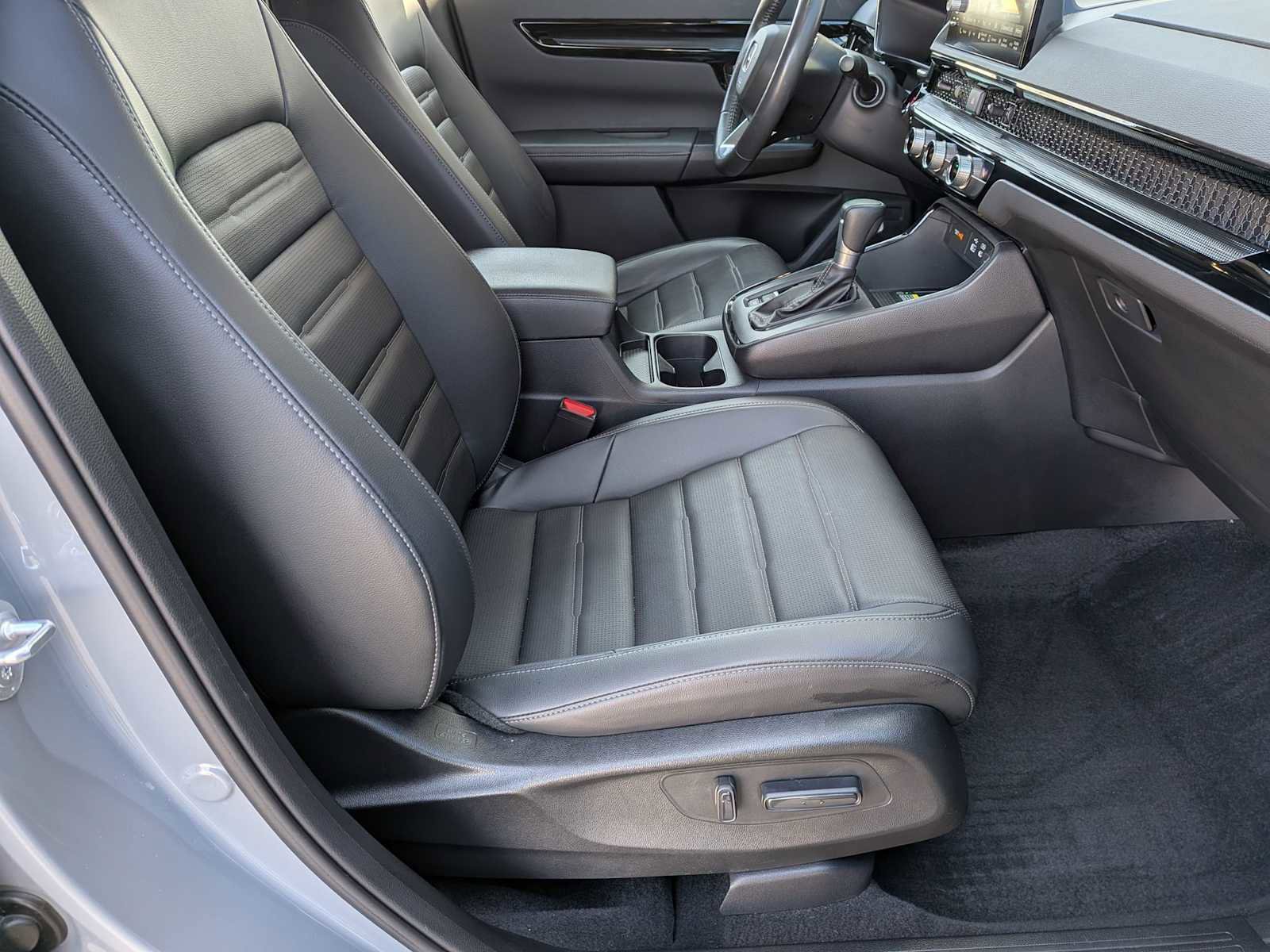 Used 2024 Honda CR-V EX-L image 19