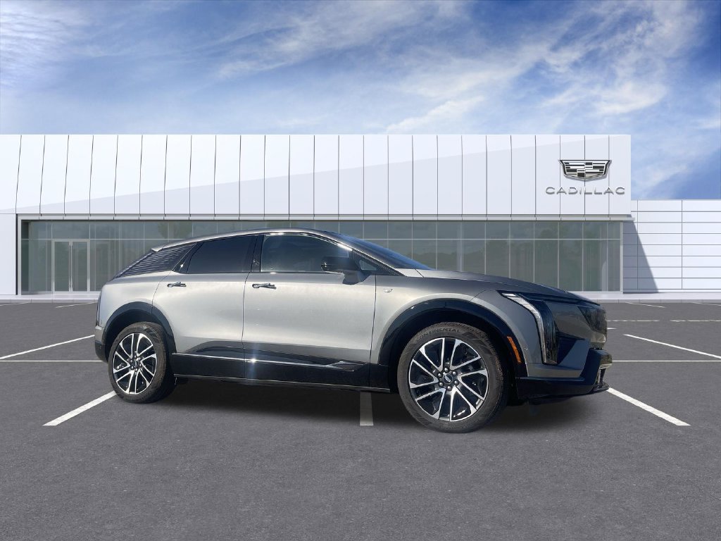 Used 2025 Cadillac Optiq Sport 2 w/ LPO, Floor Liner Package AWD/4WD image 1