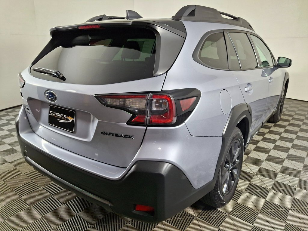Used 2023 Subaru Outback Onyx Edition image 5