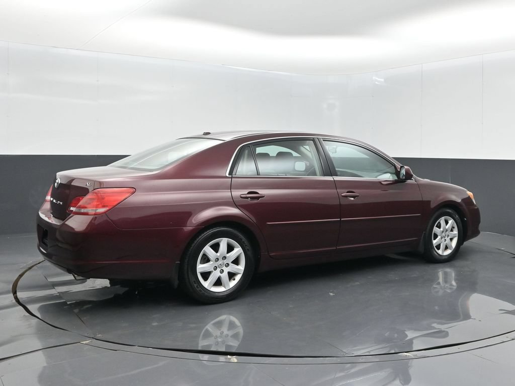 Used 2009 Toyota Avalon FWD image 8