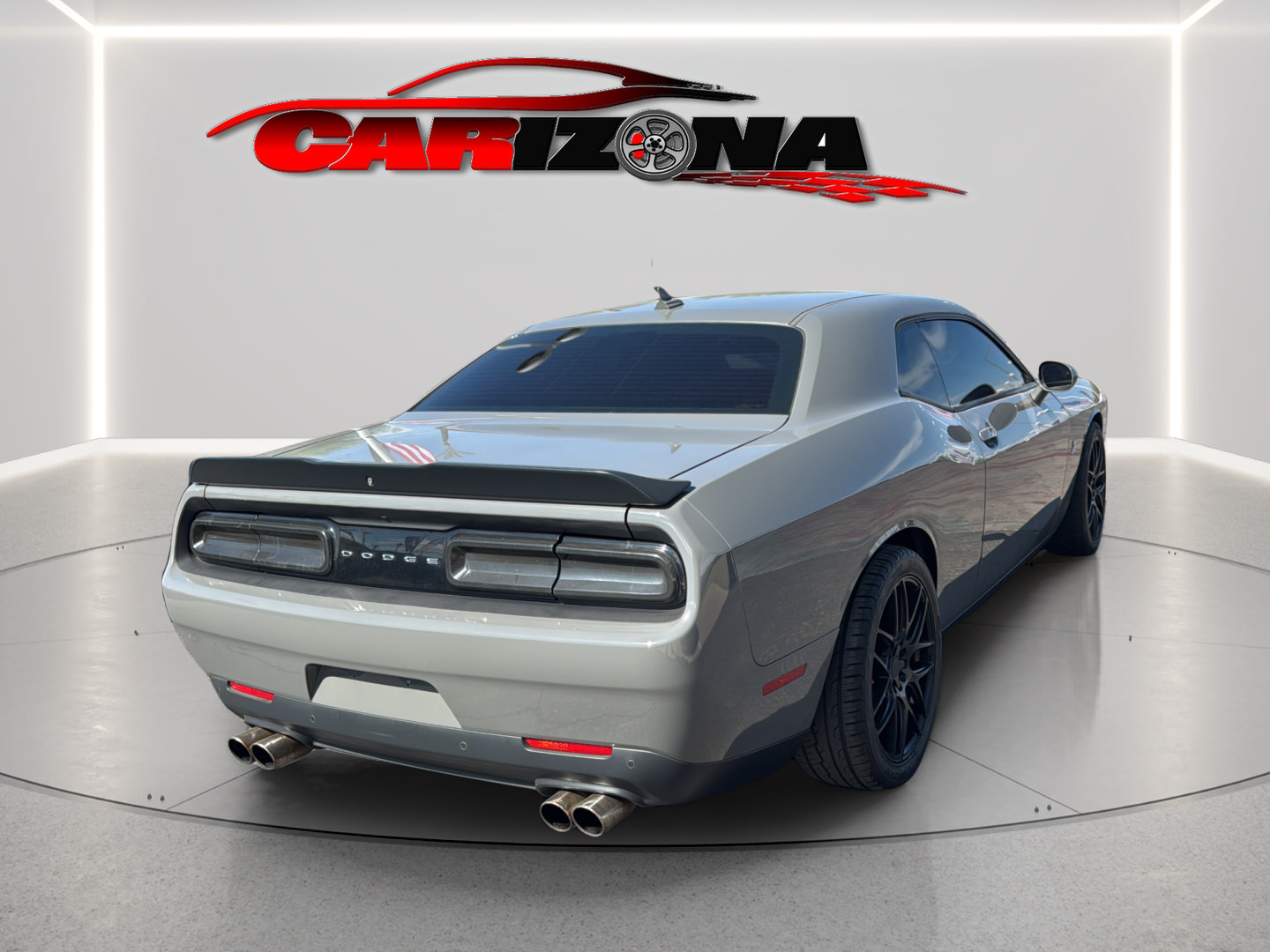 Used 2017 Dodge Challenger R/T Scat Pack w/ Driver Convenience Group RWD image 10