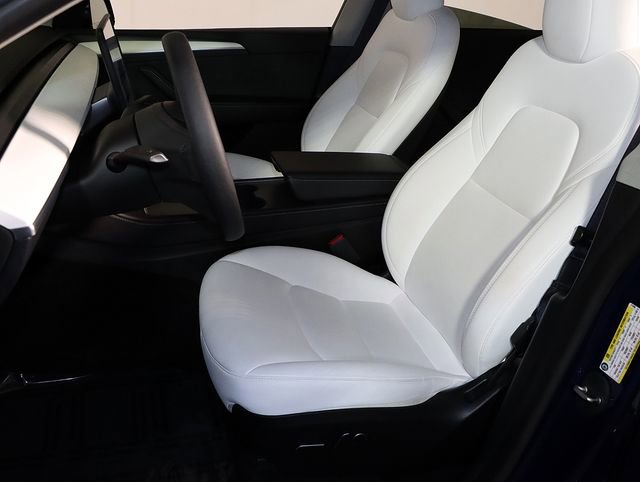Used 2024 Tesla Model Y Performance image 4