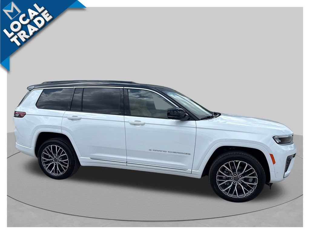 Used 2026 Jeep Grand Cherokee L Summit w/ Advanced Protech Group IV AWD/4WD image 34