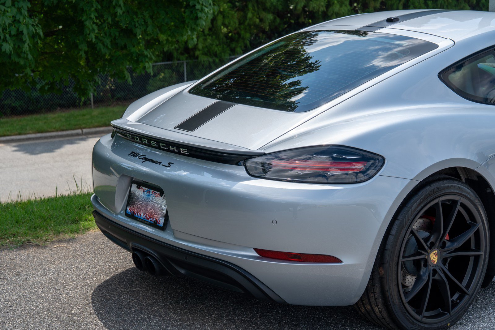 Used 2018 Porsche 718 Cayman S RWD image 13