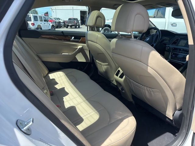 Used 2017 Hyundai Sonata Limited w/ Ultimate Package 02 FWD image 12