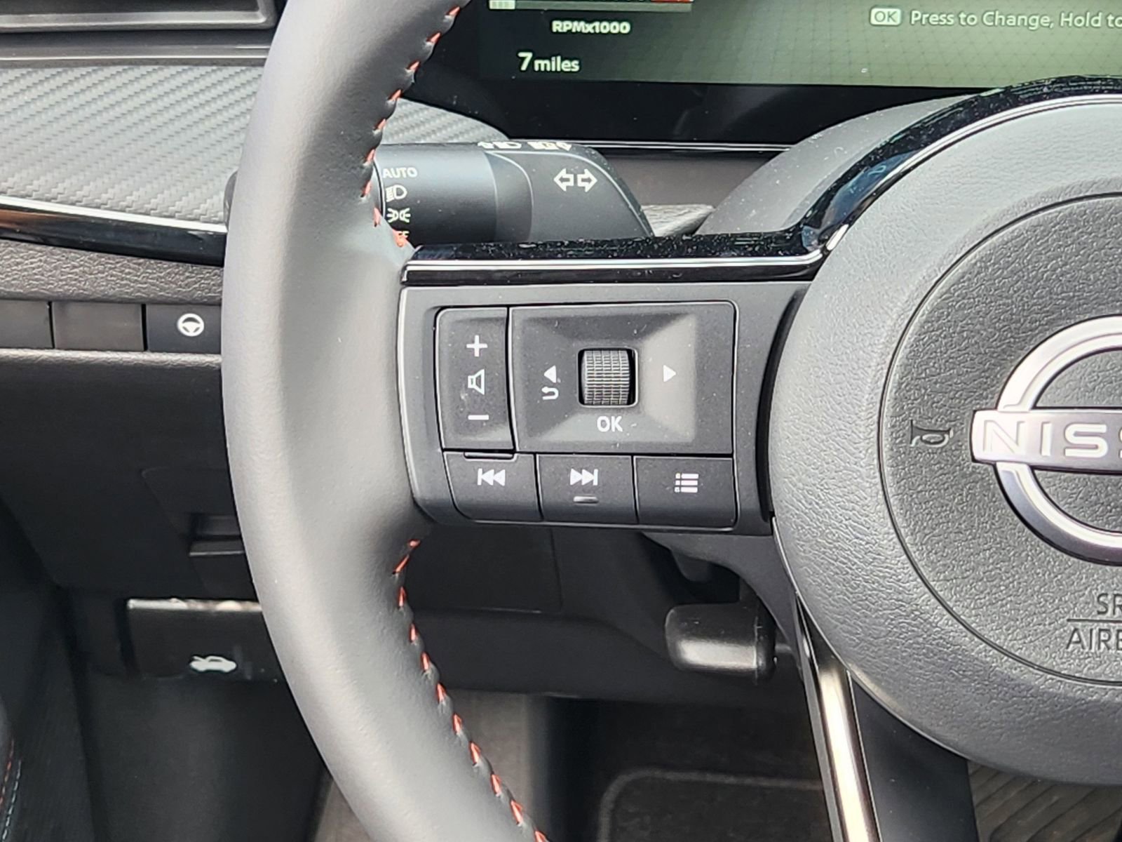 New 2026 Nissan Kicks SR image 24