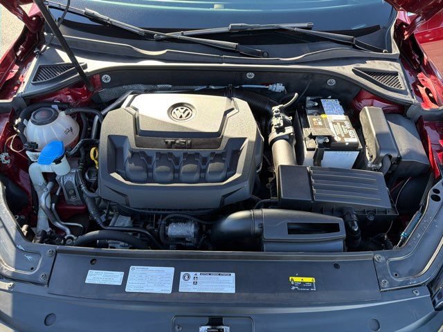 Used 2018 Volkswagen Passat 2.0T SE FWD image 33