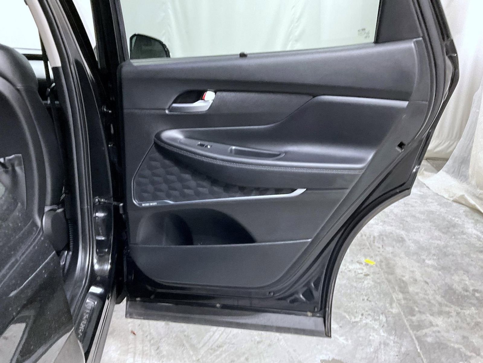 Used 2023 Hyundai Santa Fe SEL Premium image 21