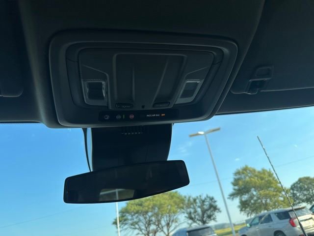 Used 2024 GMC Sierra 3500 SLE w/ SLE Value Package image 28